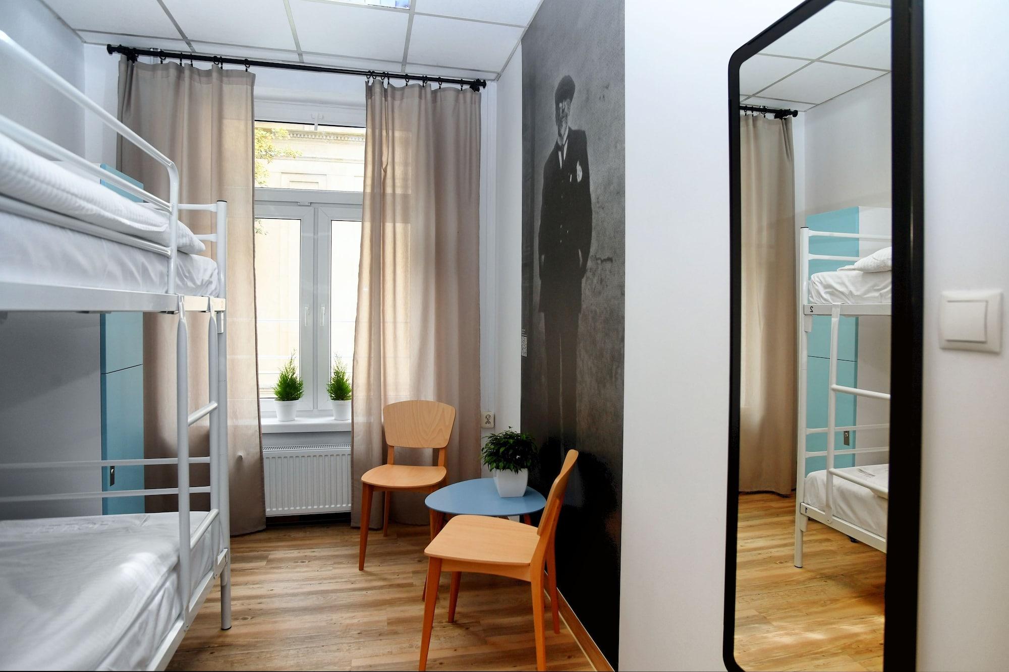 Warsaw Hostel Centrum Private Rooms & Dorms Eksteriør billede