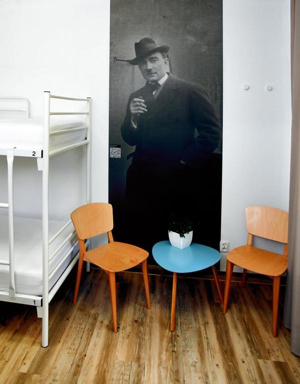 Warsaw Hostel Centrum Private Rooms & Dorms Eksteriør billede